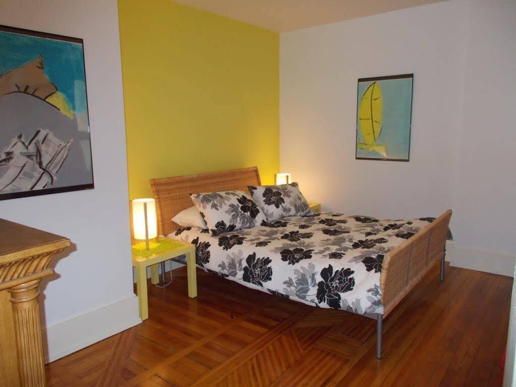 Absolute 1000 Islands Monthly Suites Gananoque Bagian luar foto
